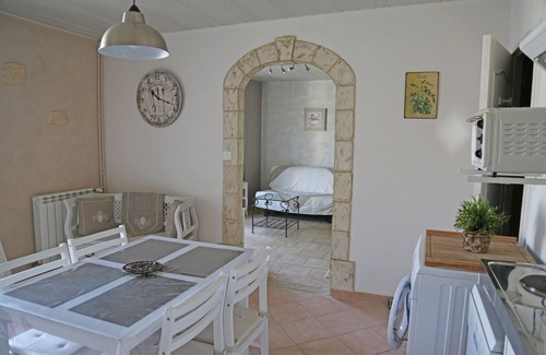 Noves Apartamento | Le Beaulieu L 'OLIVIER Estudio en villa con piscina