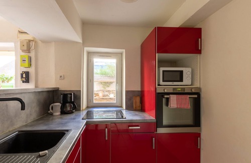 Cuges-les-Pins Apartamento | Le Beaumier - Una Habitación Piso, Capacidad 4