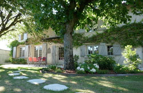 Saint-Jean-d'Ardieres Cama Y Desayuno | LE BEL AIR DE SAINT JEAN