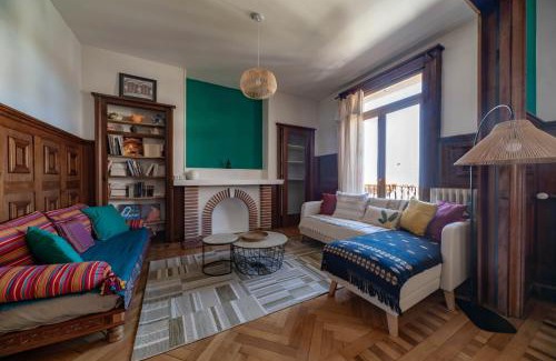 Quartier de France Apartamento | Le Belfort - Grand appartement avec terrasse et parking privé