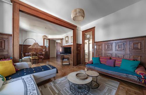 Quartier de France Apartamento | Le Belfort - Grand appartement avec terrasse et parking privé