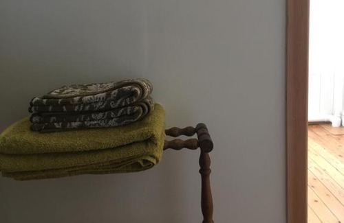 Villeneuve-Saint-Germain Apartamento | Le bois de mon coeur - studio cosy indépendant