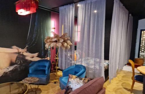 Montauban Apartamento | Le Boudoir D'Olympe Appartement érotico-romantique