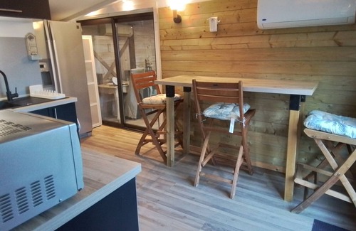 Eyragues Chalet De Esquí | Le cabanon des Alpilles