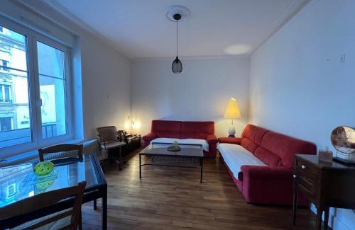Poincare - Foch - Anatole France - Croix de Bourgogne Apartamento | Le Campus Victoria II - Train Station & Isabey St - 75m2