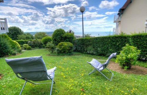 Blonville-sur-Mer Apartamento | Le Cap Bleu by Interhome