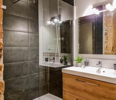 1st Arrondissement Apartamento | Le Capucin - Balnéo - Lyon Centre - Majord'Home