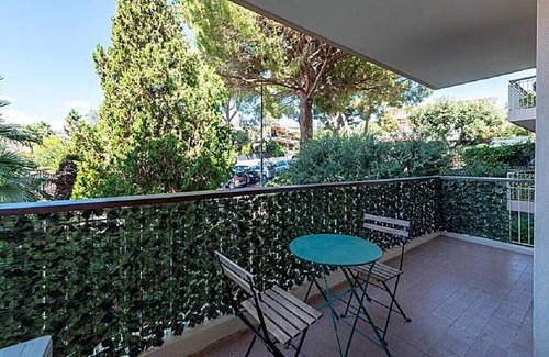 California - Pezou Apartamento | Le Cardiff avec grand balcon, piscine et parking