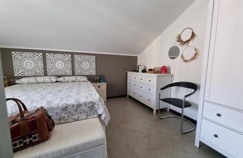 Sorisole Casa | -Le Carillon- Jacuzzi Suite Privé close to Bergamo