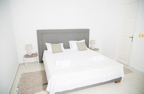 Sidi Dhrif Apartamento | Le Centre-Ville: Très chic appartement à la Marsa