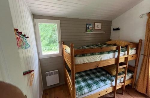 Saint-Laurent-des-Hommes Chalet De Esquí | Le chalet Canadien