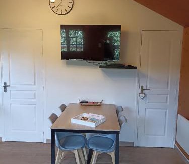 Parce-sur-Sarthe Chalet De Esquí | Le chalet à la campagne !