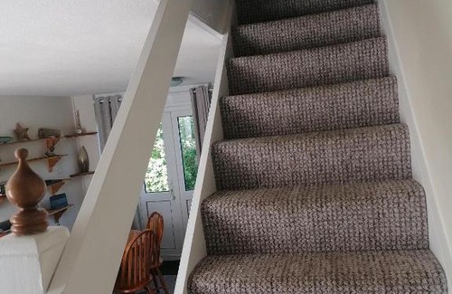 Pembroke Apartamento | Le Chalet - 2 Bedroom Chalet House sleeps 3