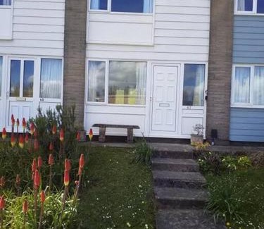 Pembroke Apartamento | 'Le Chalet II' free unlimited wifi 2 bed chalet House