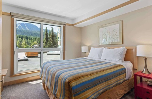 Blackcomb Hotel | Le Chamois - 1 Bedroom #217