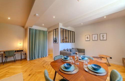 Les Serres - Vivier Apartamento | Le Charmant d'Ecully Logement Unique Avec Jardin à 10 minutes de Lyon