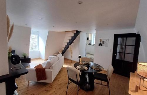 Recoules-Previnquieres Apartamento | Le Charmant