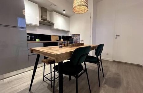 Sallaumines Casa | Le Charme Parisien - Confortable