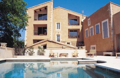 Cadenet Apartamento | Le Chef d'Escadron