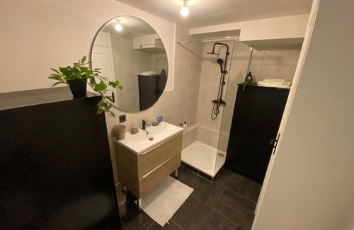 Bourgoin-Jallieu Apartamento | Le ciné'ppart - Easy Life