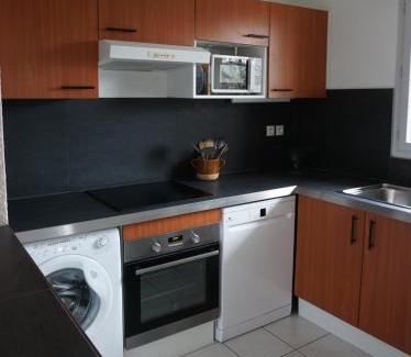 Rodez Apartamento | Le Clos Bellevue Appartement T3 parking + piscine