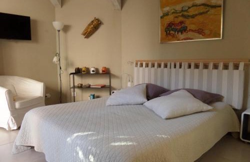 Eyragues Apartamento | Le Clos Martin