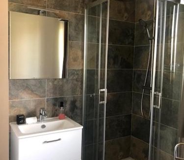Bourg-en-Bresse Apartamento | Le Cocon B - private parking - quiet