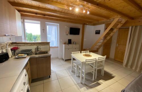 Chanos-Curson Apartamento | Le Cocon de Curson Gîte le Papillon