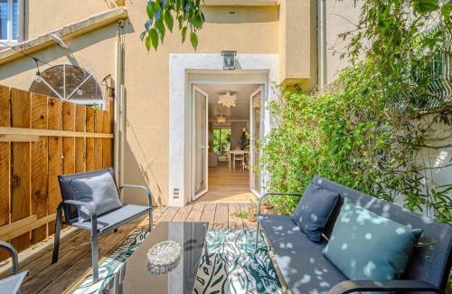 Hopitaux-Facultes Apartamento | Le Cocon II - Private garden terrace - Parking