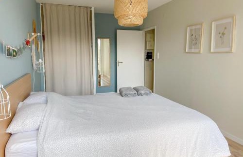 Devant-les-Ponts Apartamento | Le Colibri - Stationnement gratuit - Balcon - Jusqu'à 4 personnes