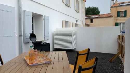 Les Mathes Casa | LE COMMODORE Maison avec piscine/parking/wifi/plages 5kms
