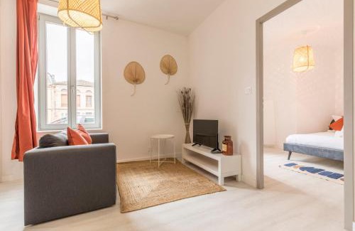 Castelsarrasin Apartamento | LE CORAIL - 1 chambre, idéal couple, parking, 10min Canal du Midi
