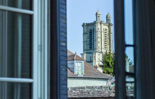 Old Town Casa | Le Cordelier - Jardin en plein centre - Quais de Seine