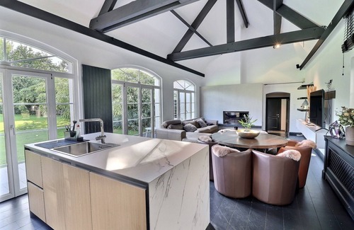 Couture-Saint-Germain Cabaña | " Le Cosy Cottage du Chêne " " Cozy Oakwood Cottage "