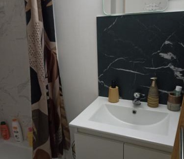 Saint-Maurice-de-Beynost Apartamento | Le Cosy chic