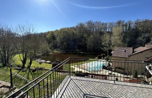Saint-Hilaire-la-Treille Casa | Le Cottage at The Moulin Treillard