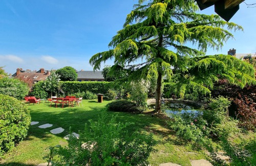 Honfleur Cabaña | Le Cottage de La Maison Saint Léonard | Encantador jardín compartido en el