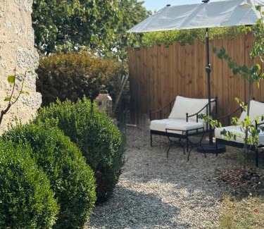 Bouhet Casa | Le Cottage des Compagnons - Superbe gîte atypique