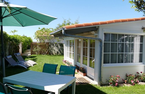 Saint-Palais-sur-Mer Casa | Le Cottage, house with garden 300 meters from the beach