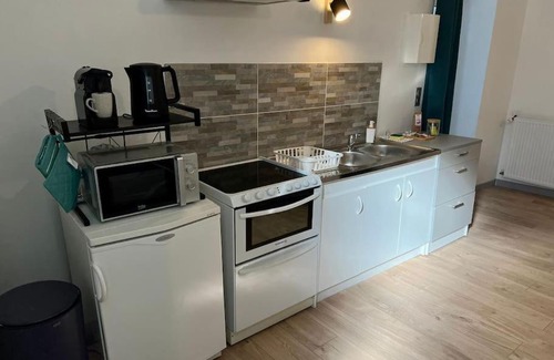 Bourgoin-Jallieu Apartamento | Le Dauphin - Appartement chaleureux proche Gare de Bourgoin