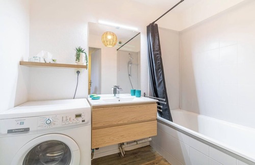 Toulouse North Apartamento | Le Diamant - Bright apartment with pool