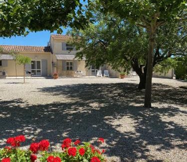 Fontvieille Casa | Le Domaine de Laforest