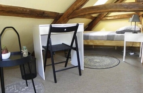 Villemoiron-en-Othe Apartamento | Le domaine du Lavoir - Studio RIO sleeps 6 with jacuzzi access from April to October