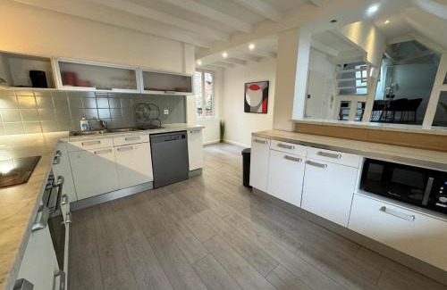 Villeneuve-sur-Yonne Apartamento | Le Duplex de Villeneuve