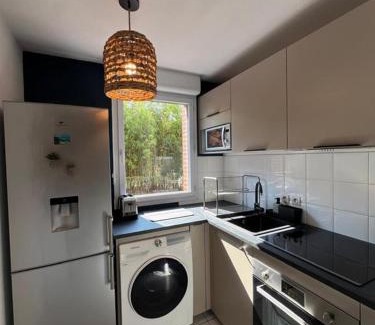 Toulouse North Apartamento | Le Ernest - Parking inclus, jardin privé et piscine