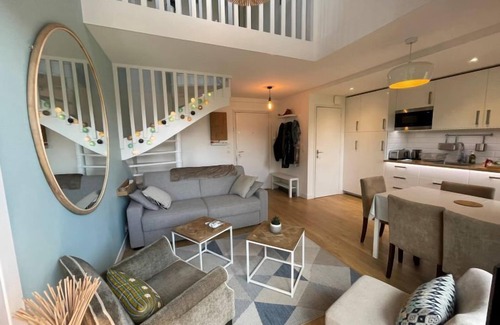 Tourgeville Apartamento | Le Fairway by Interhome