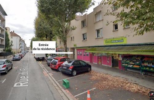 Faubourg-Raines Apartamento | Le Faubourg-Raines - Chaleureux studio à 5mn de la gare