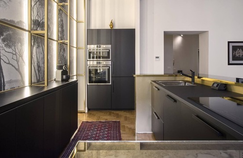 Repubblica Apartamento | Le Fontane - Perfect Apartment, Airy, tasteful, modern in a historic Rome