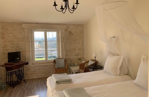 Courcelles Casa | Le Four à Pain - Chambres d'Hôtes