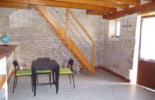 Saint-Georges-les-Baillargeaux Casa | Le Haut Fontaine : gîte 4/5 pers. ou site entier 9 pers